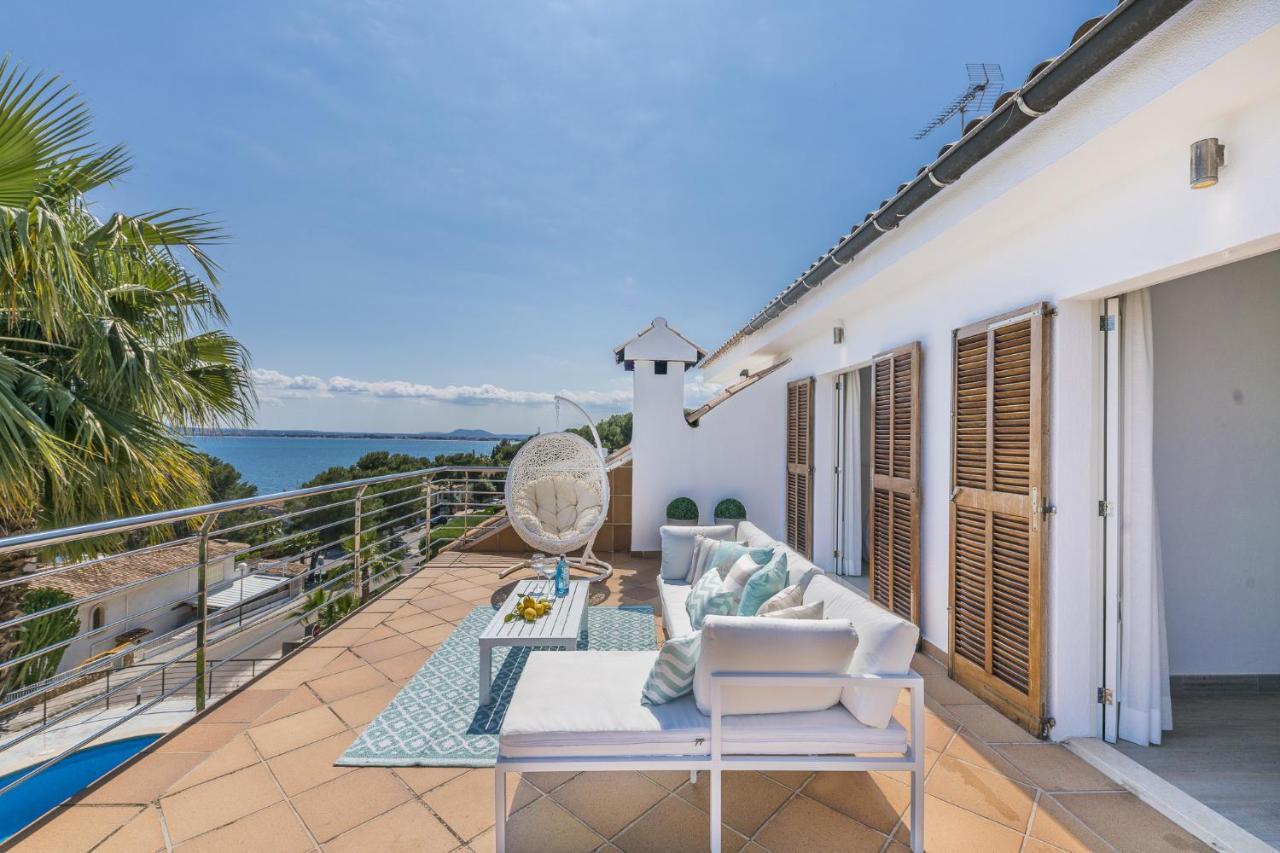 Villa Alcanada - Family Only *