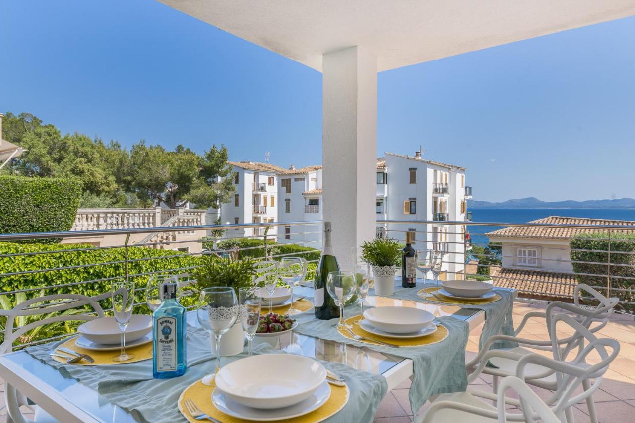 Alcanada - Family Only Villa