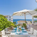 Villa Alcanada - Family Only